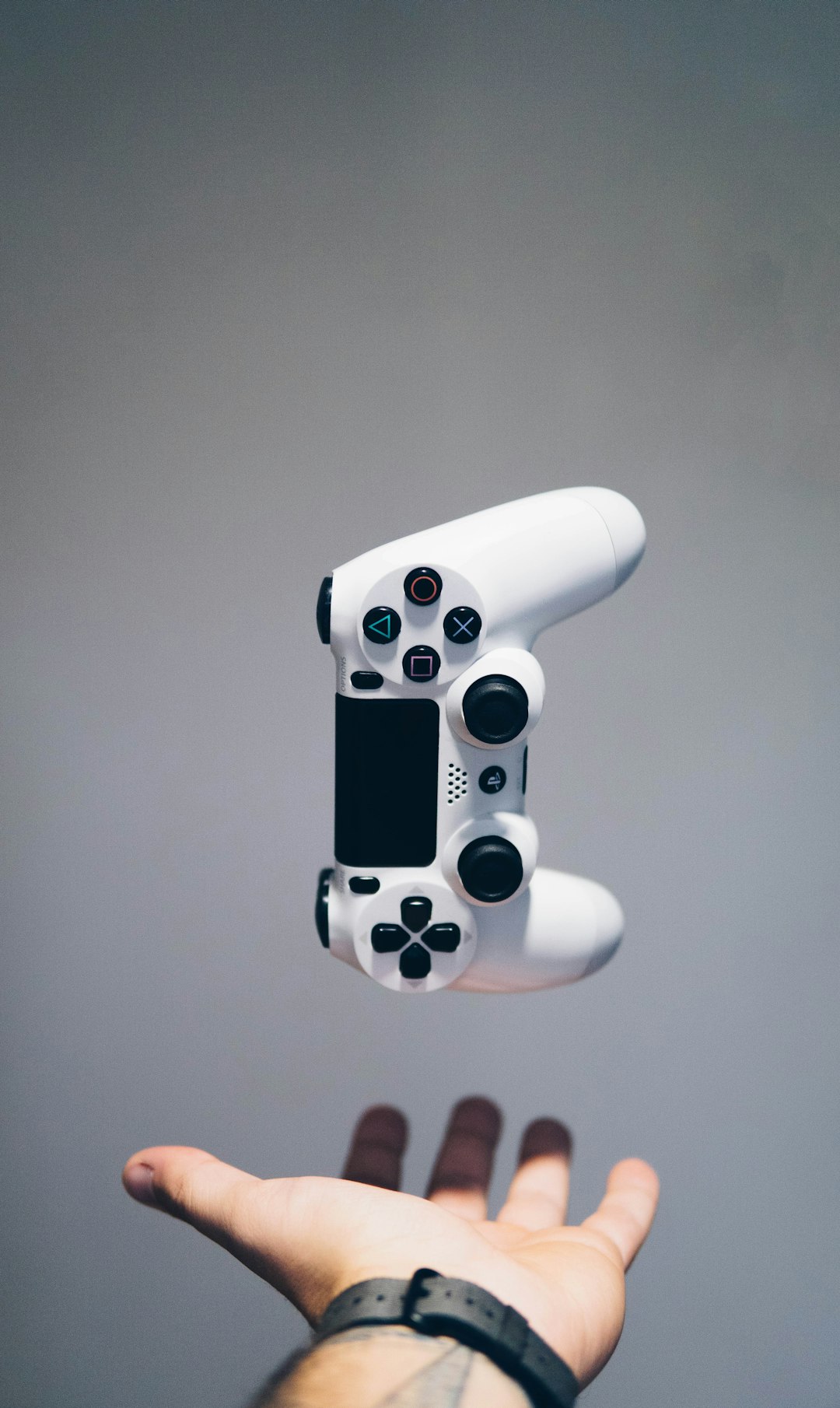 Gaming Hero Image 2